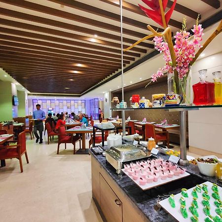 グランド エグゾティカ ビジネス ホテル Pimpri-Chinchwad エクステリア 写真