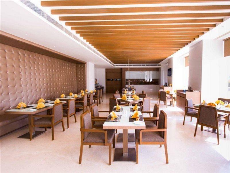 グランド エグゾティカ ビジネス ホテル Pimpri-Chinchwad エクステリア 写真