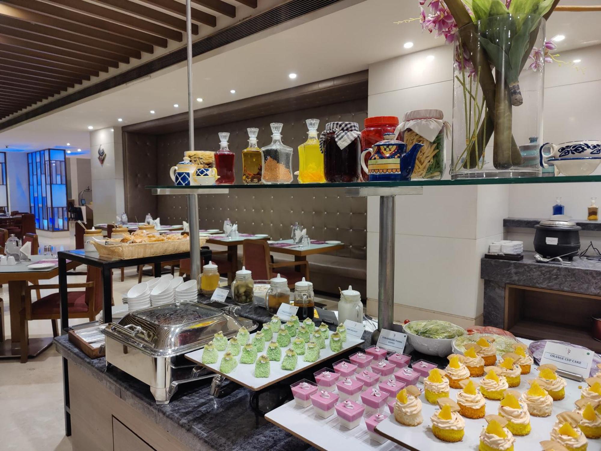 グランド エグゾティカ ビジネス ホテル Pimpri-Chinchwad エクステリア 写真