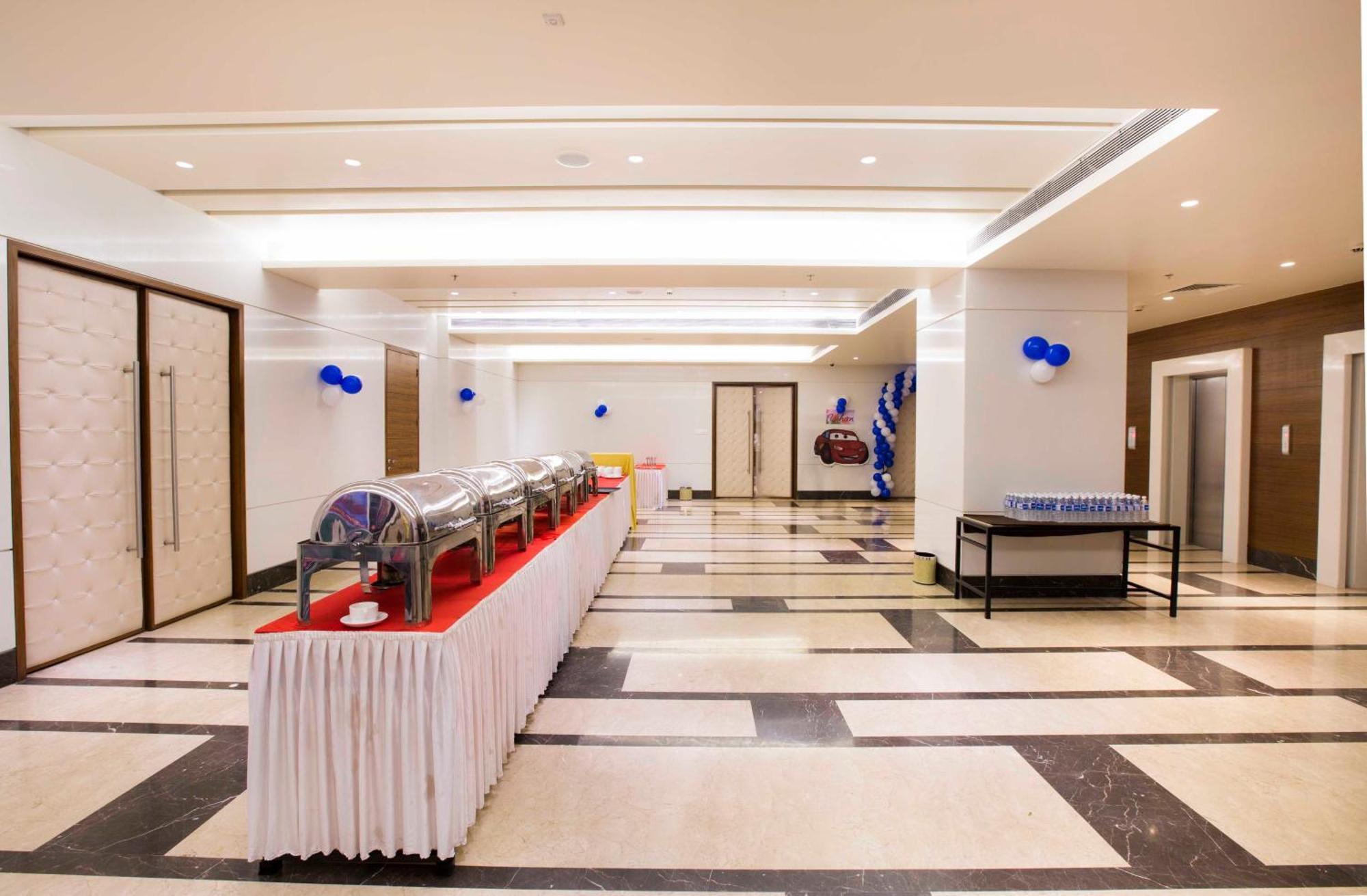 グランド エグゾティカ ビジネス ホテル Pimpri-Chinchwad エクステリア 写真